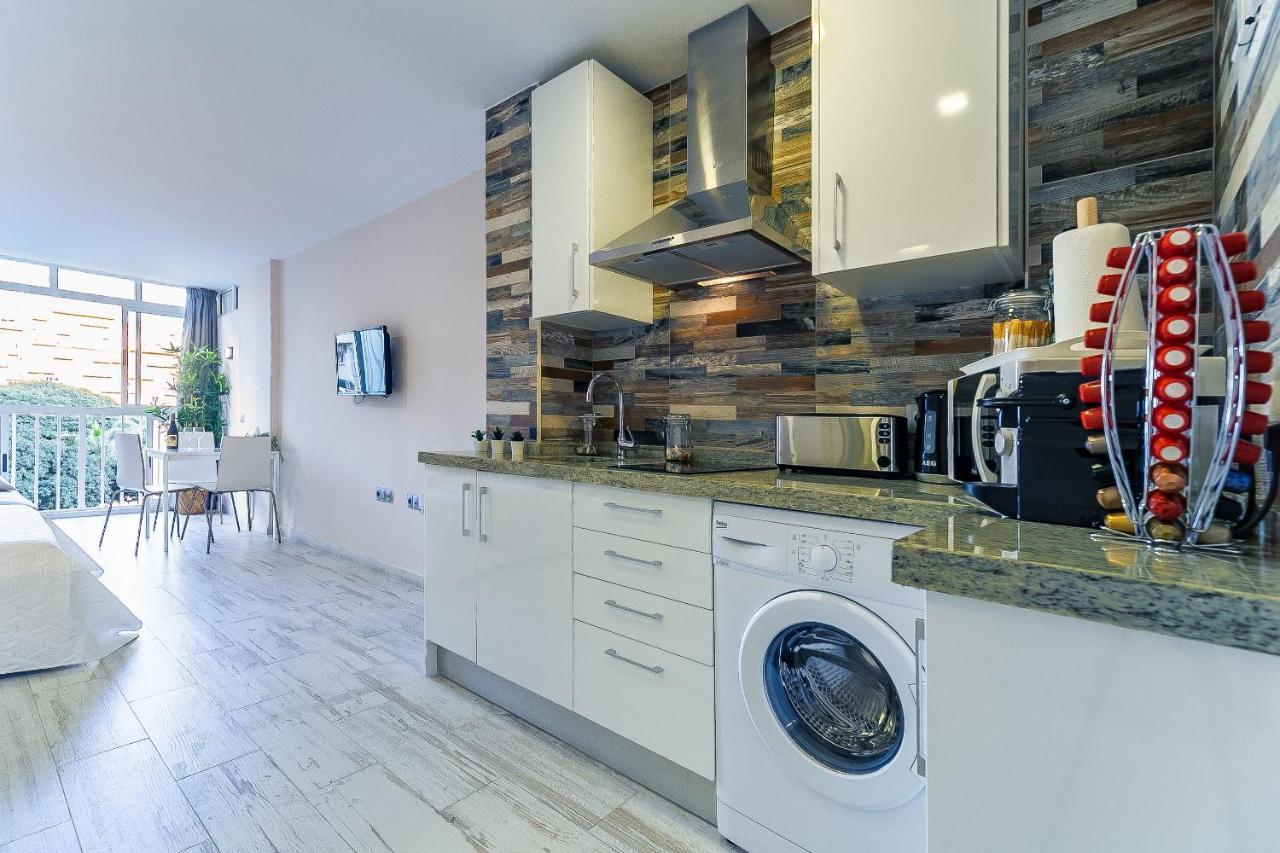 Sun Coast Benalmadena -- Superb Studio With 4 Pools, Gardens & Breakfast 외부 사진