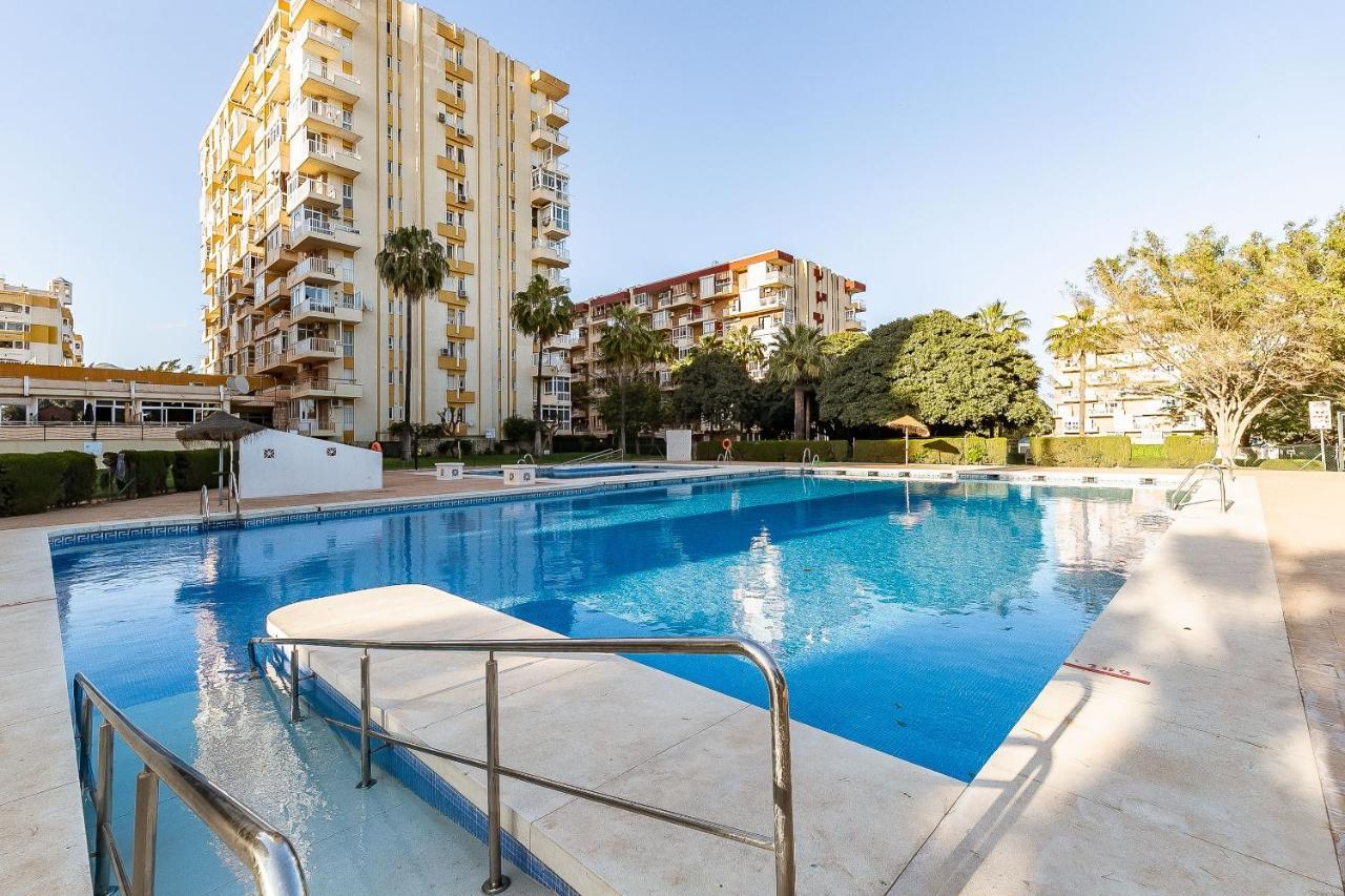 Sun Coast Benalmadena -- Superb Studio With 4 Pools, Gardens & Breakfast 외부 사진