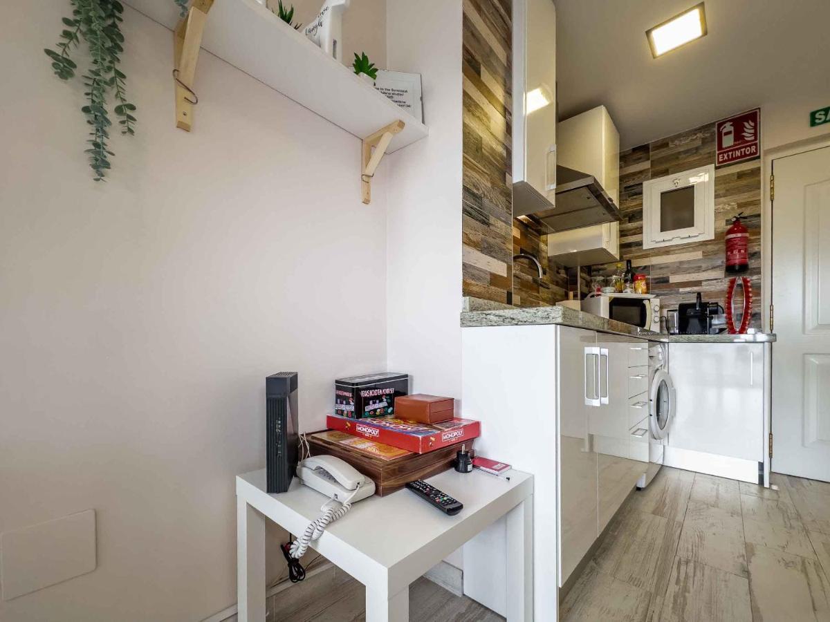 Sun Coast Benalmadena -- Superb Studio With 4 Pools, Gardens & Breakfast 외부 사진